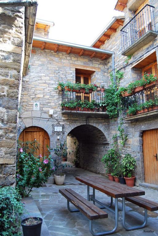 Hostal Casa Encuentra, en el Pirineo al lado de Ainsa El Pueyo de Araguás Exterior foto